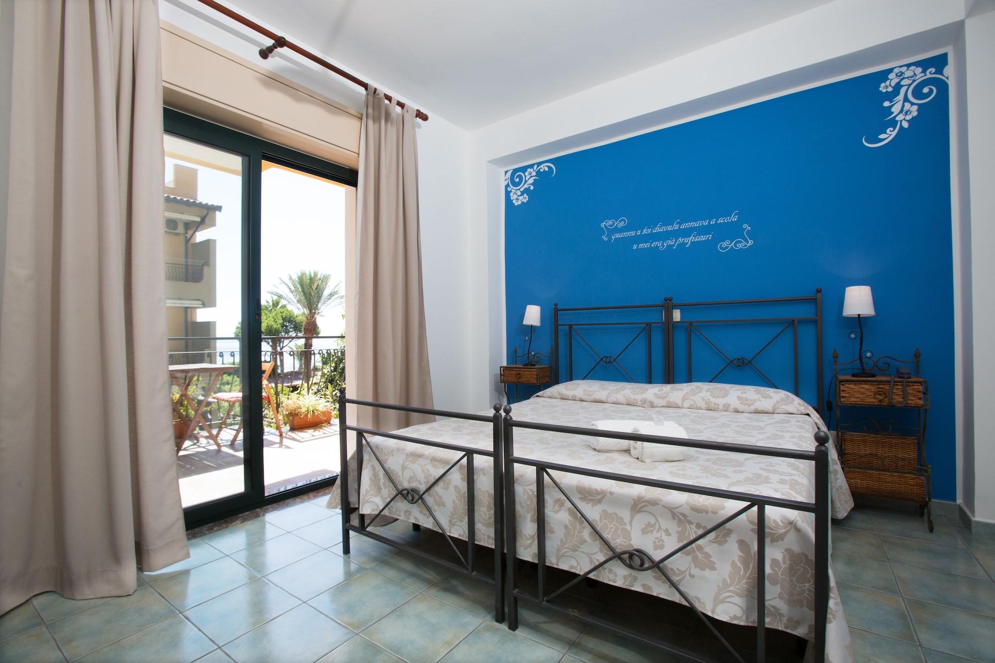 Hotel Donna Rosa Sant'Alessio Siculo Ngoại thất bức ảnh