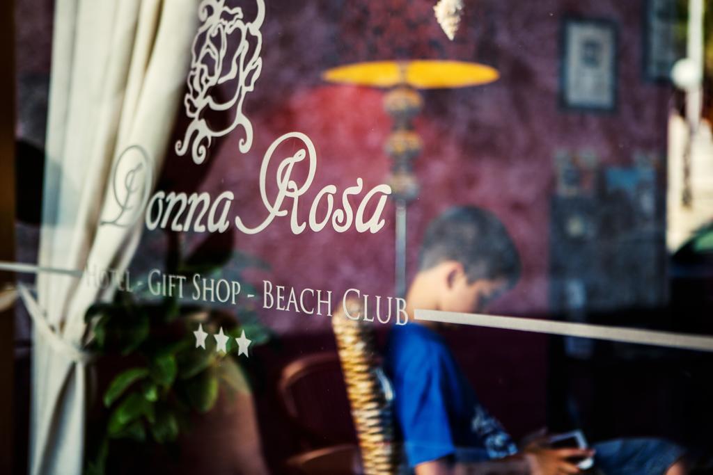 Hotel Donna Rosa Sant'Alessio Siculo Ngoại thất bức ảnh