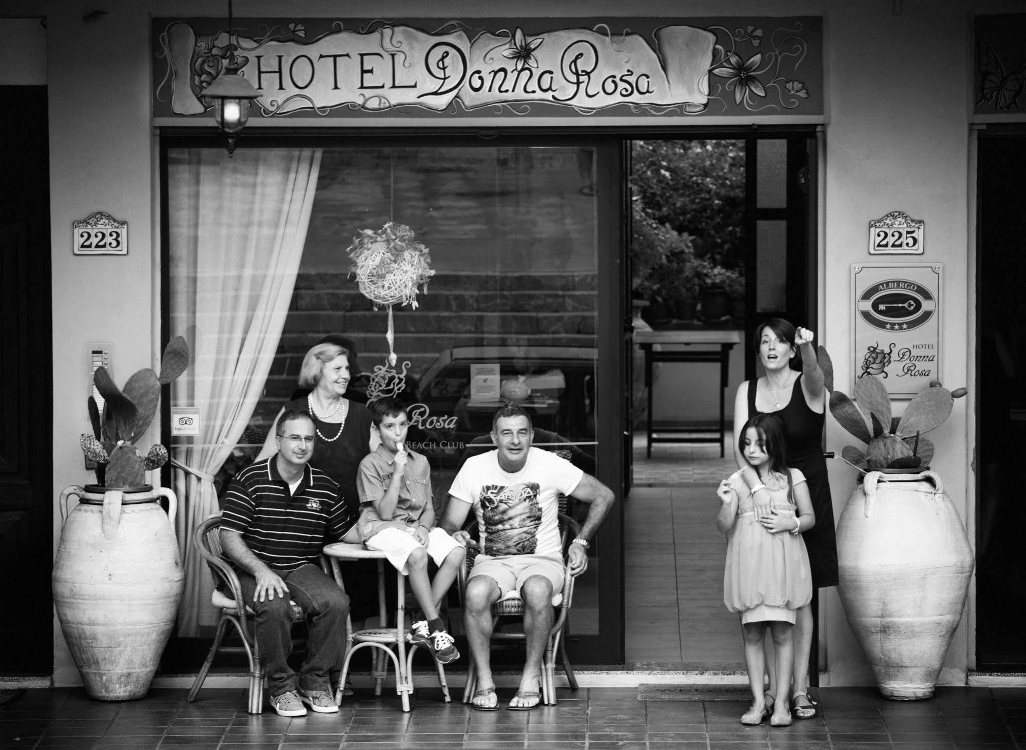 Hotel Donna Rosa Sant'Alessio Siculo Ngoại thất bức ảnh